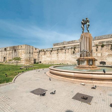 1 Bedroom Awesome Apartment In Lecce Le Buitenkant foto
