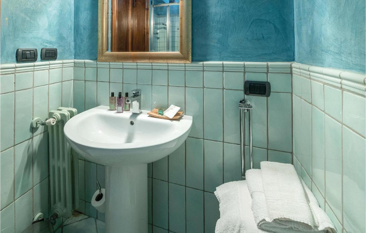1 Bedroom Awesome Apartment In Lecce Le Buitenkant foto