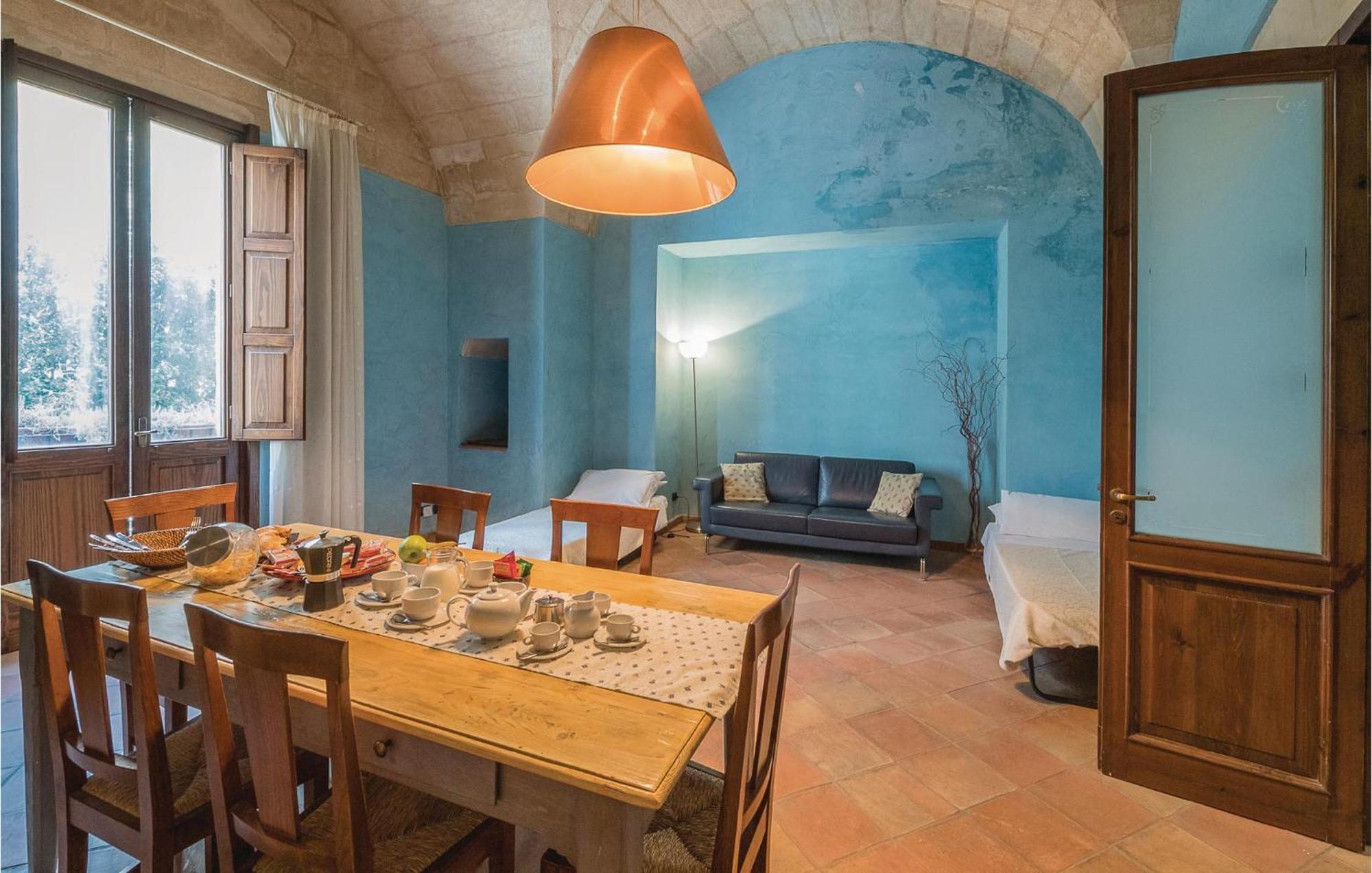 1 Bedroom Awesome Apartment In Lecce Le Buitenkant foto