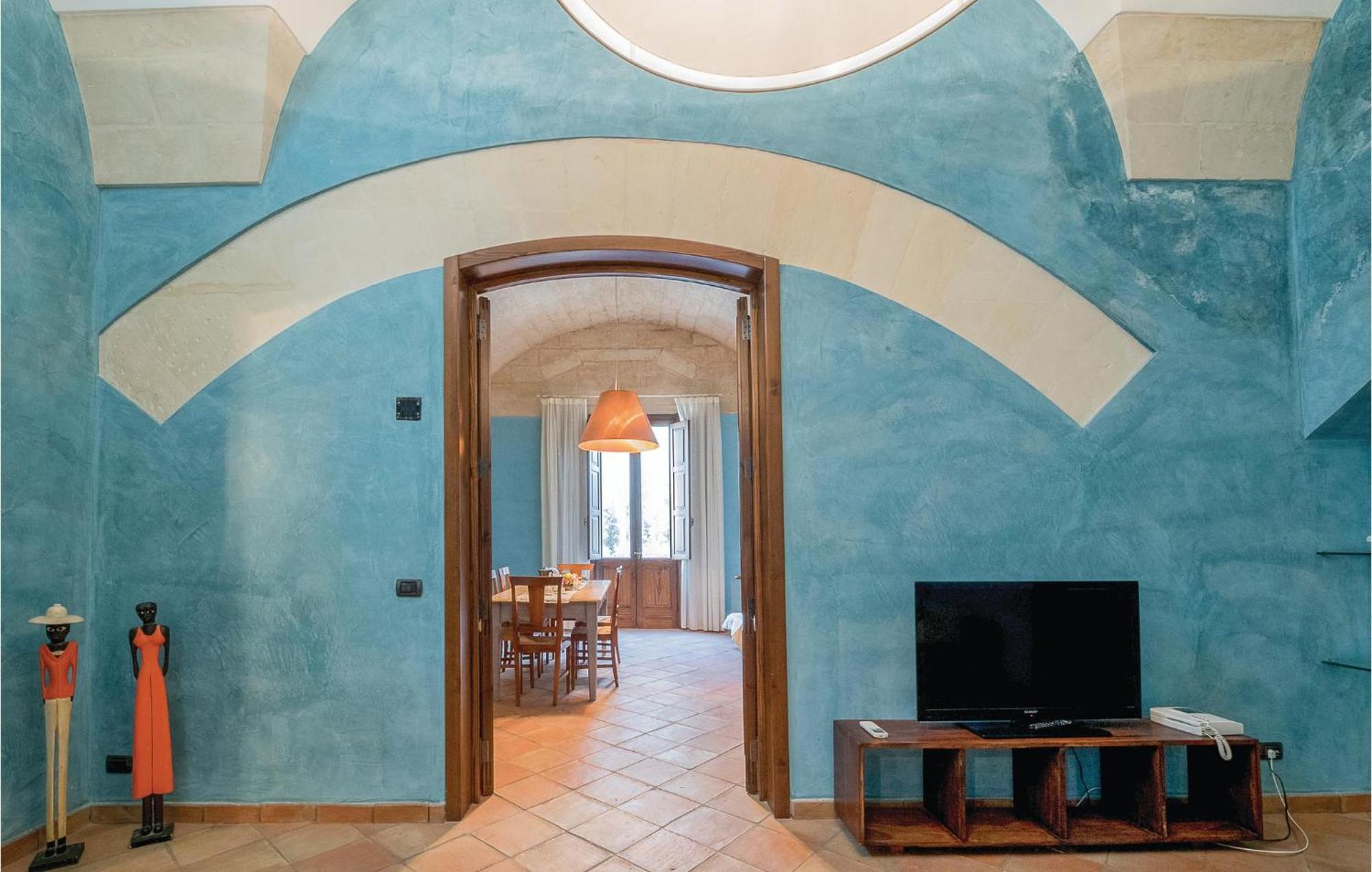 1 Bedroom Awesome Apartment In Lecce Le Buitenkant foto